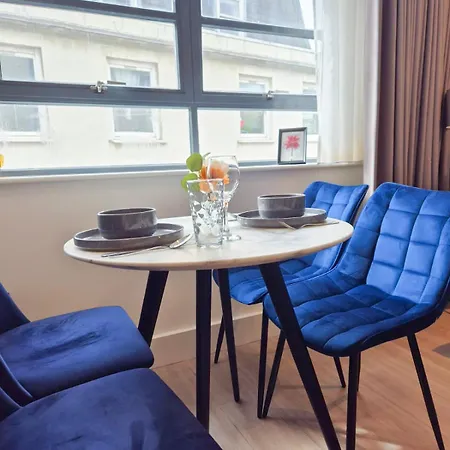 Modern Studio Apartments & 3Bedroom Flat With Pvt Balcony Steps From Regent'S Park London Exterior photo