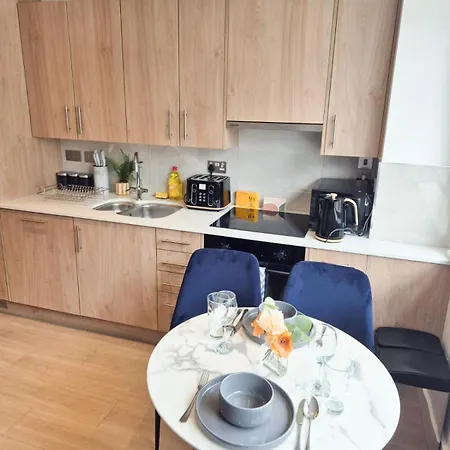Modern Studio Apartments & 3Bedroom Flat With Pvt Balcony Steps From Regent'S Park London Exterior photo