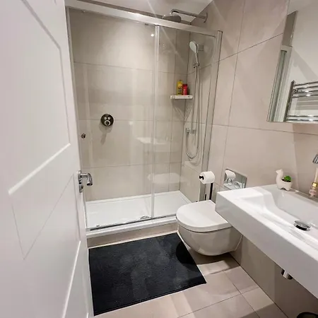 Modern Studio Apartments & 3Bedroom Flat With Pvt Balcony Steps From Regent'S Park London Exterior photo