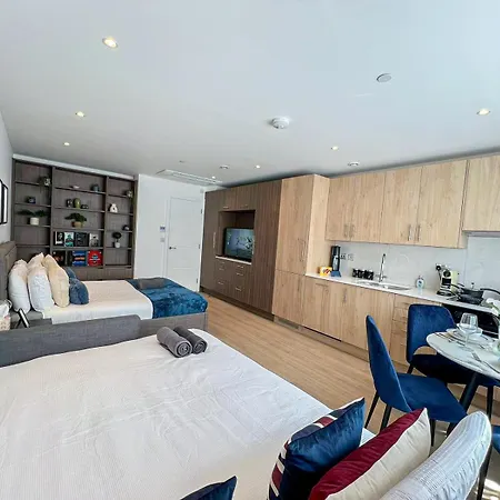 Modern Studio Apartments & 3Bedroom Flat With Pvt Balcony Steps From Regent'S Park London Exterior photo