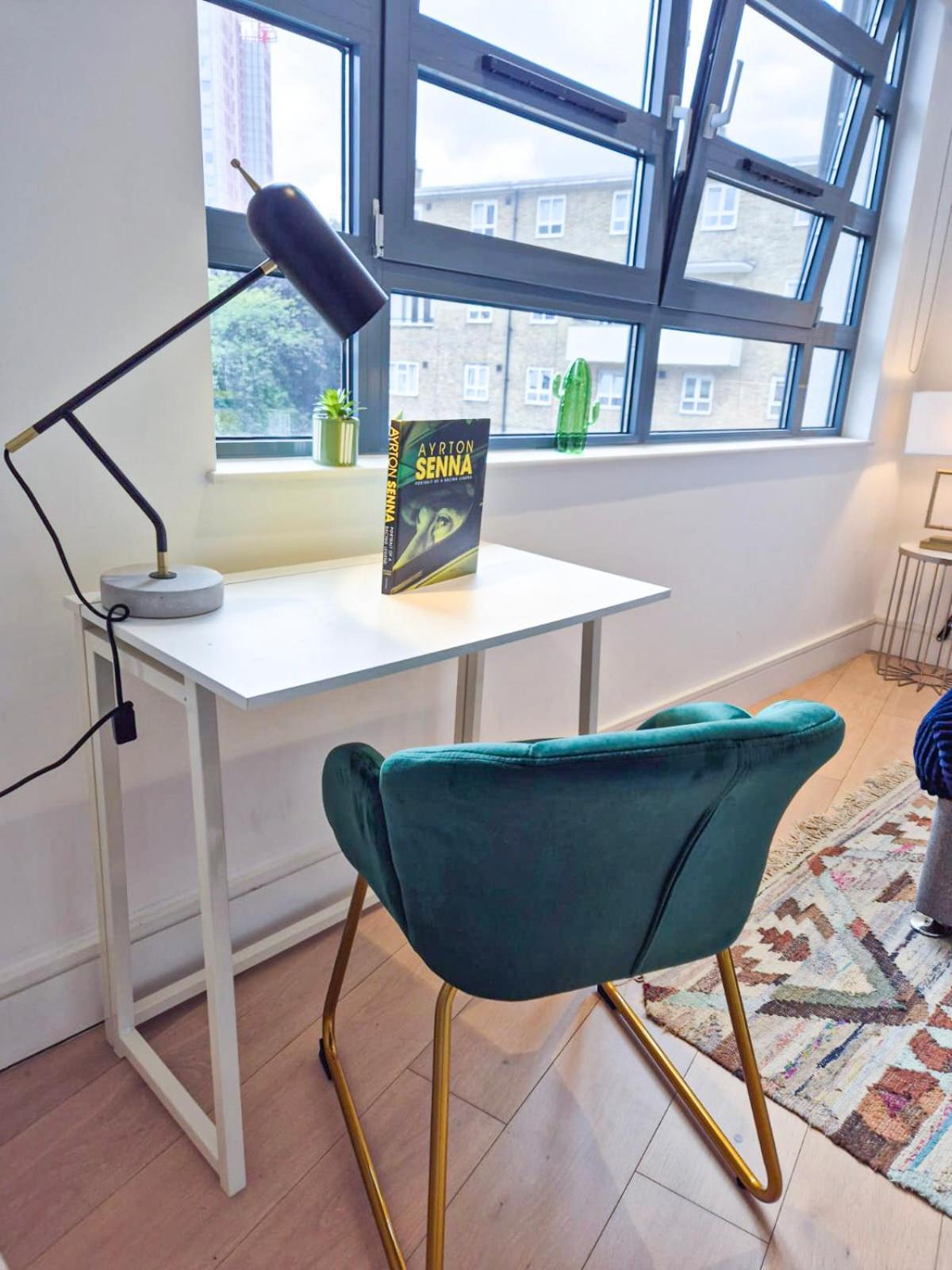 Appartamento Modern & 3bedroom Flat With Pvt Balcony Steps From Regent's Park