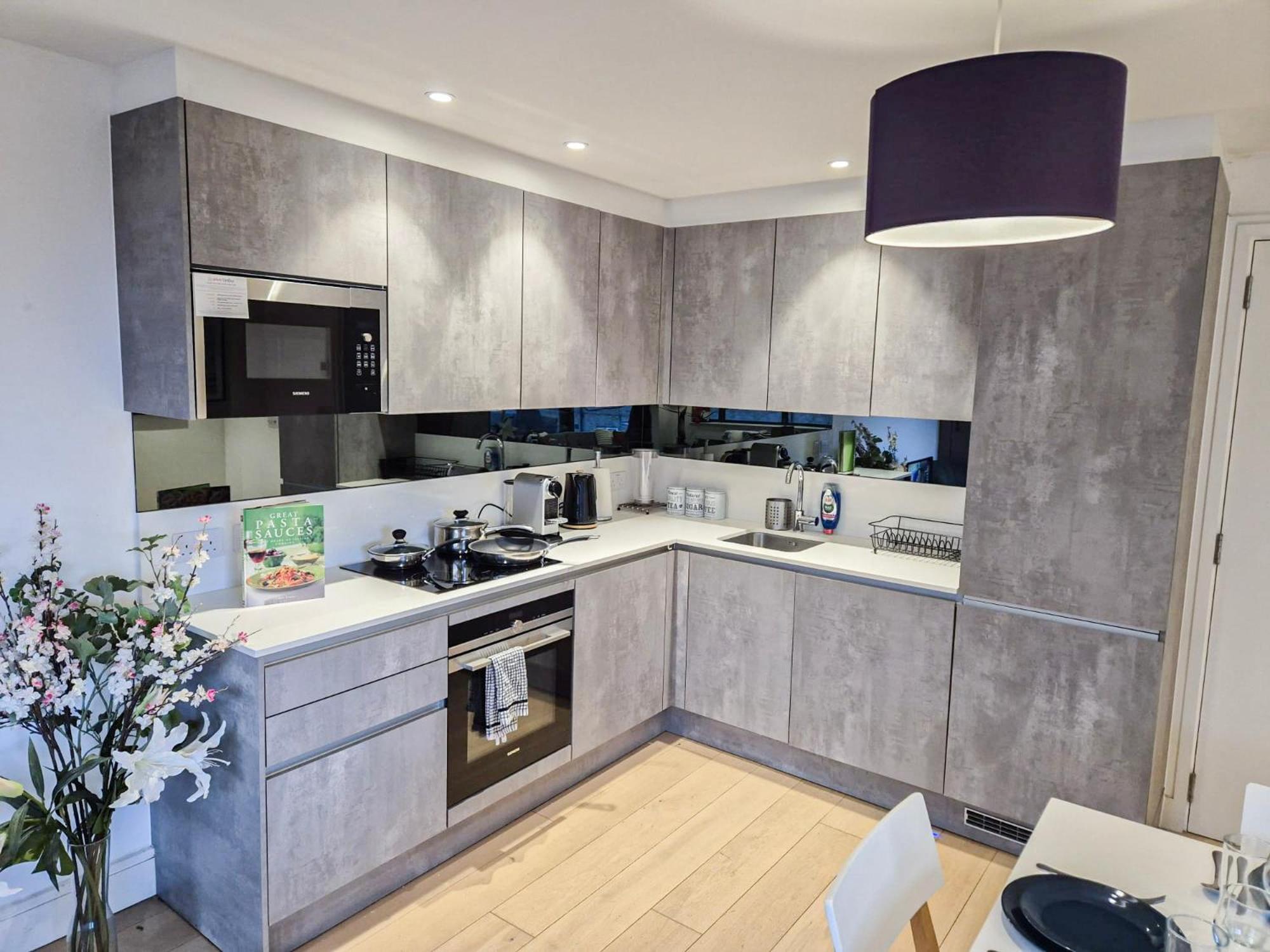 Appartamento Modern & 3bedroom Flat With Pvt Balcony Steps From Regent's Park Londra