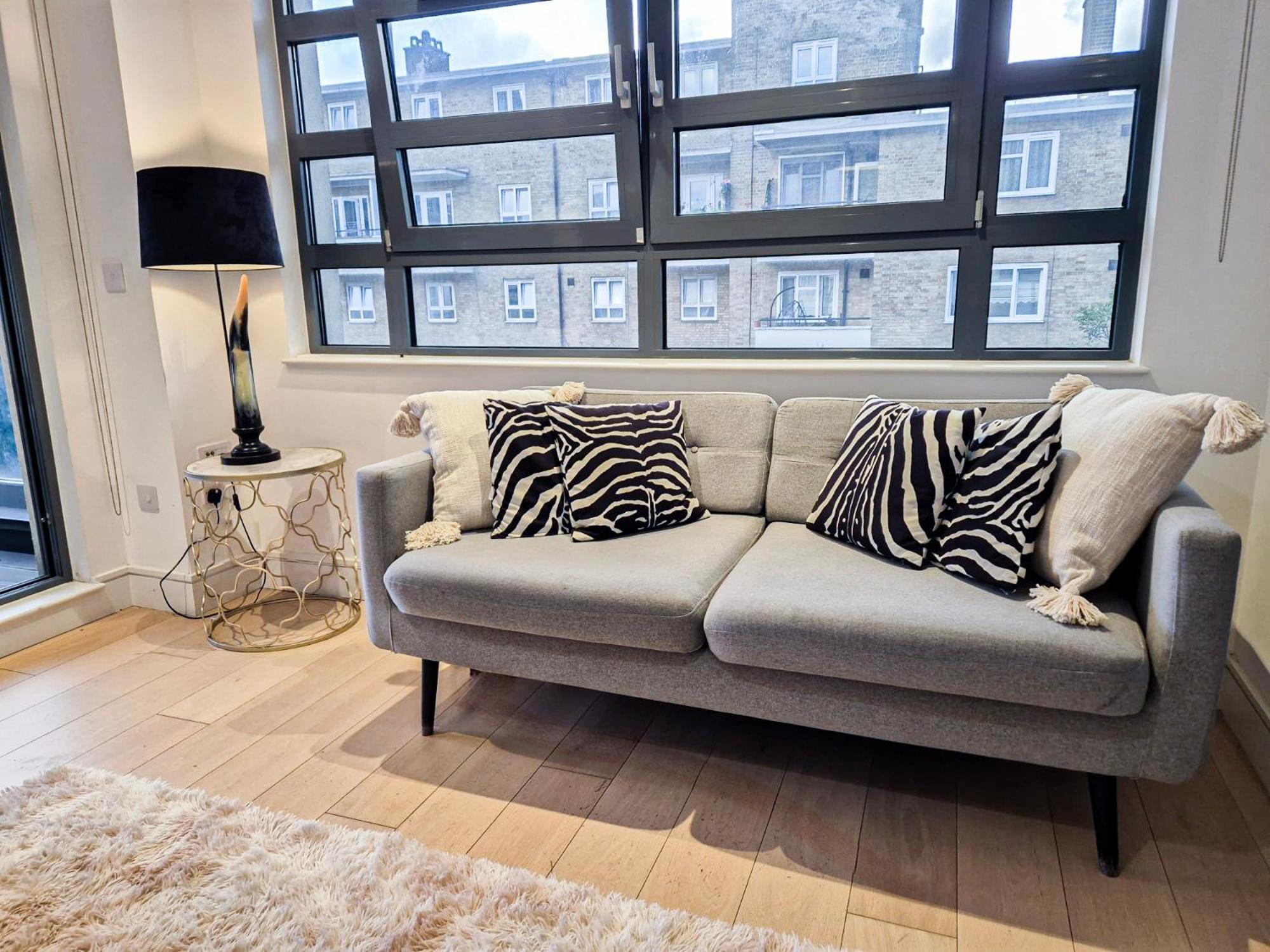 Modern & 3bedroom Flat With Pvt Balcony Steps From Regent's Park Appartamento Londra
