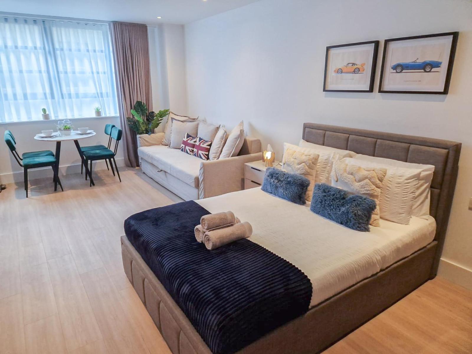 Appartamento Modern & 3bedroom Flat With Pvt Balcony Steps From Regent's Park Londra