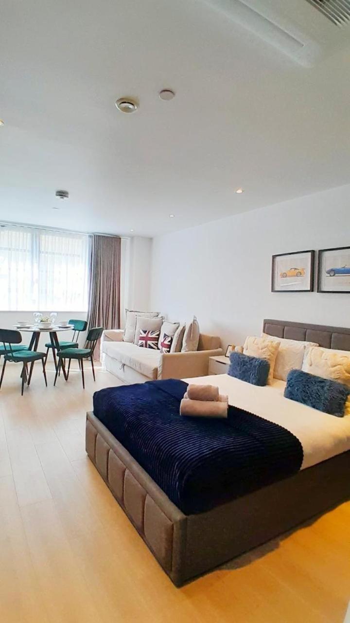 Modern & 3bedroom Flat With Pvt Balcony Steps From Regent's Park *