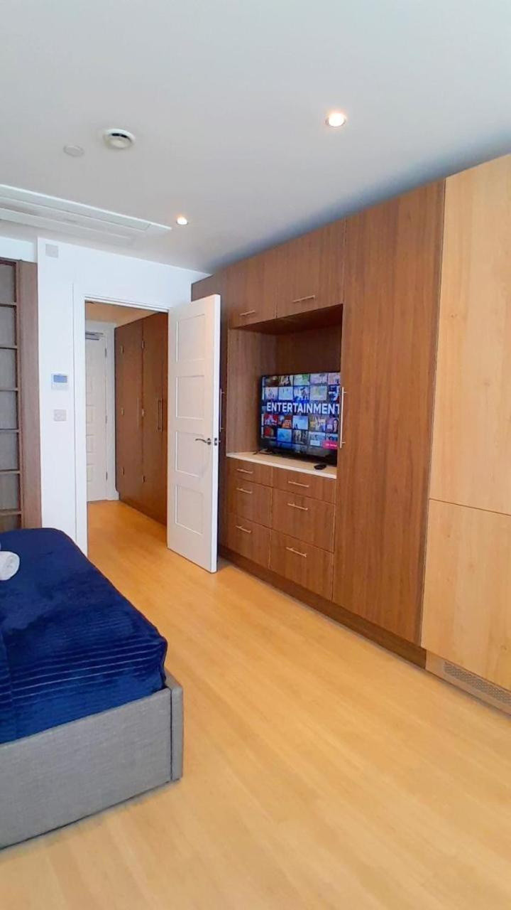 Appartamento Modern & 3bedroom Flat With Pvt Balcony Steps From Regent's Park Londra