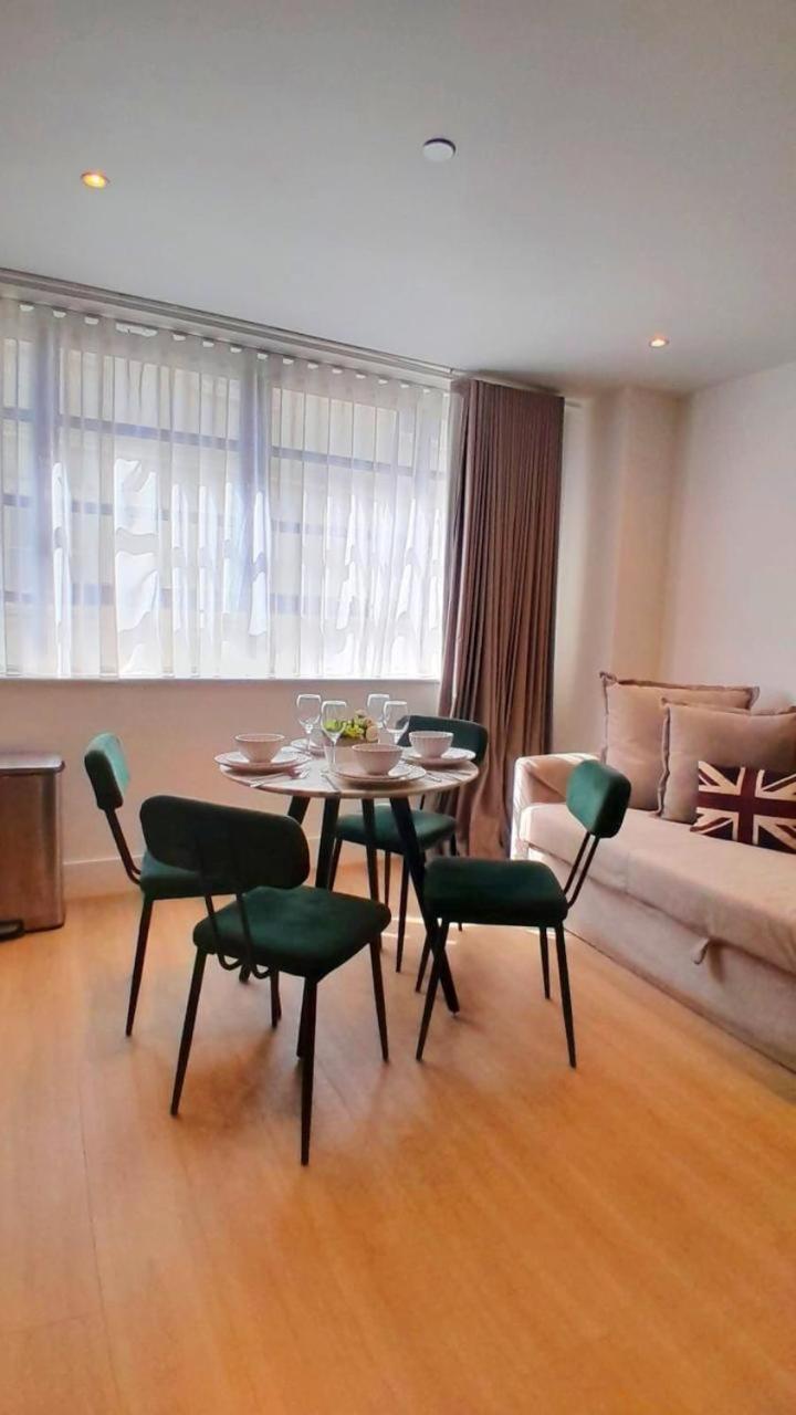 Modern & 3bedroom Flat With Pvt Balcony Steps From Regent's Park *